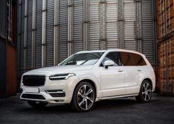 Nuevos aranceles impuestos por Donald Trump amenazan con alterar profundamente el comercio entre la Unión Europea y Estados Unidos 2 Nuevos aranceles impuestos por Donald Trump amenazan con alterar profundamente el comercio entre la Unión Europea y Estados Unidos